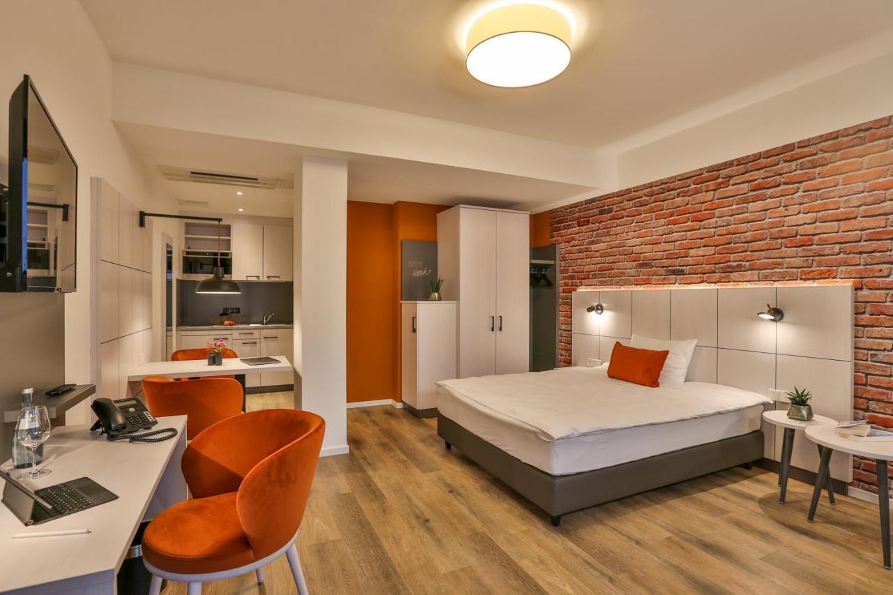 Boardinghouse Hirsch - Apartments In Kork Kehl ภายนอก รูปภาพ