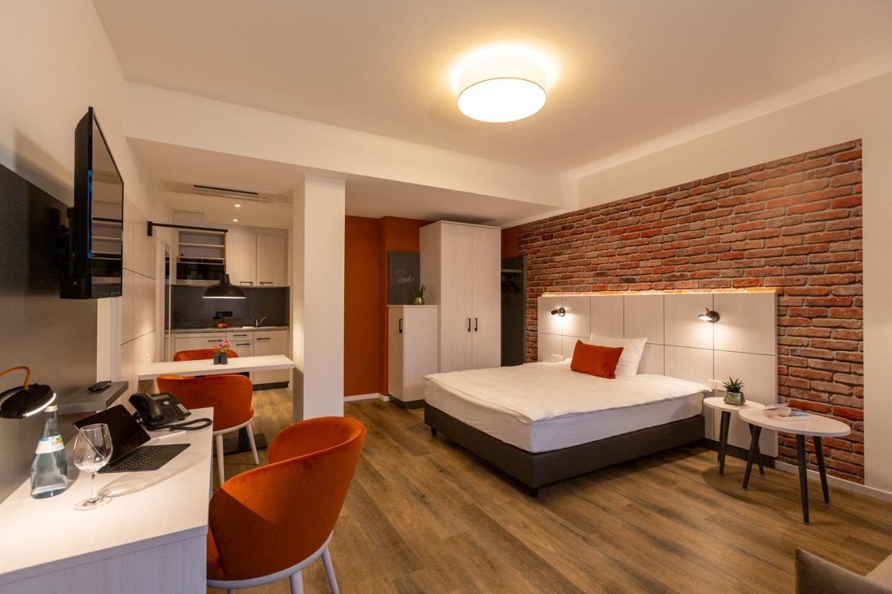 Boardinghouse Hirsch - Apartments In Kork Kehl ภายนอก รูปภาพ